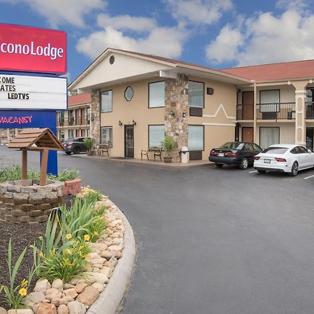 Econo Lodge Sevierville-Pigeon Forge On The River Bagian luar foto