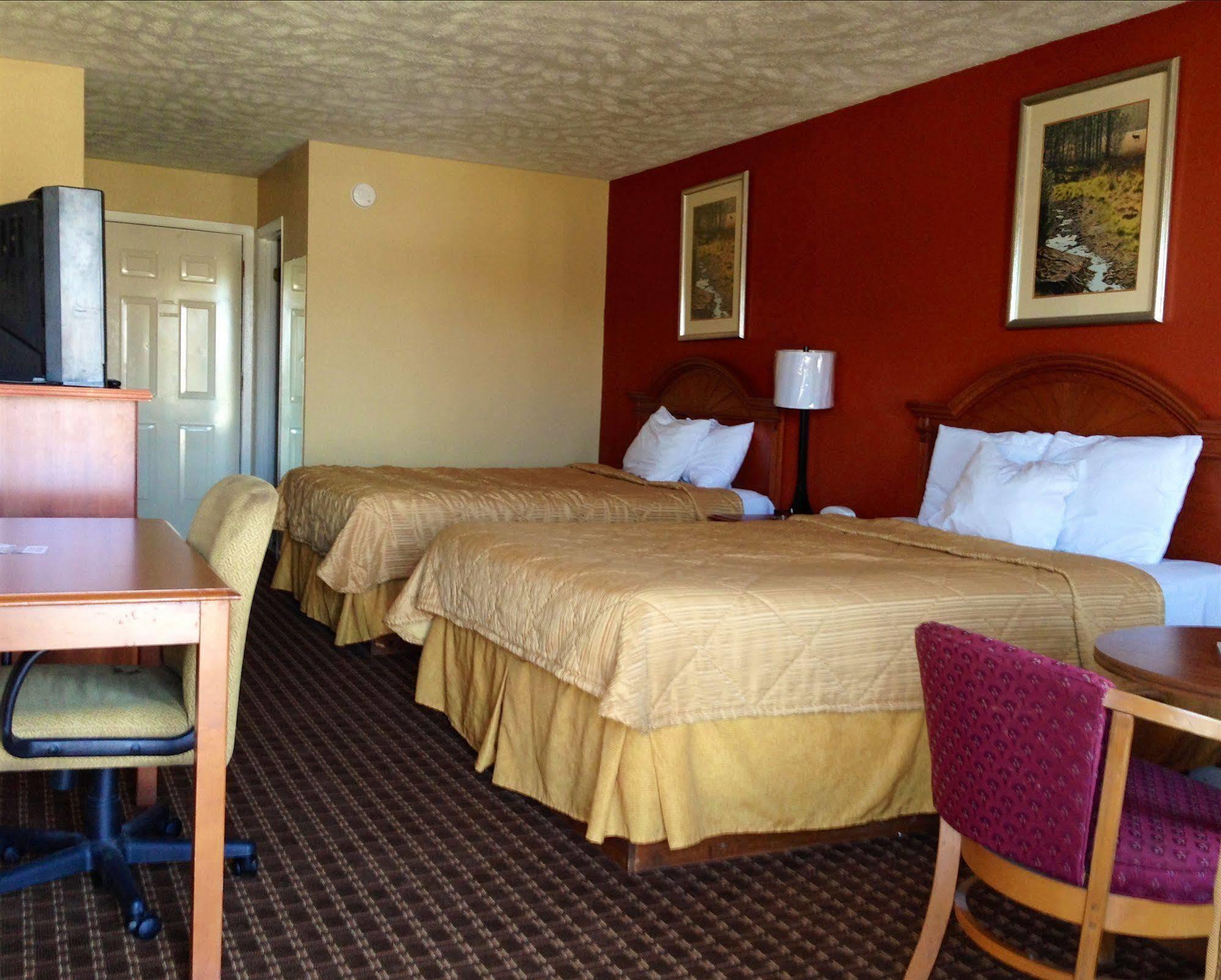 Econo Lodge Sevierville-Pigeon Forge On The River Bagian luar foto